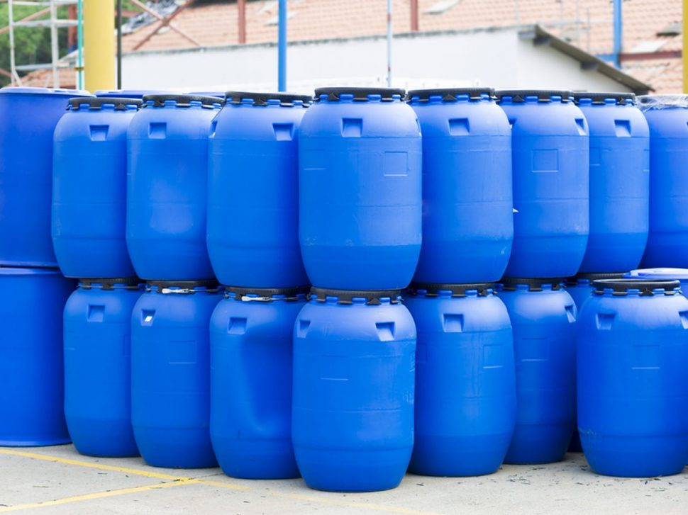 Can diesel be stored in plastic tanks?