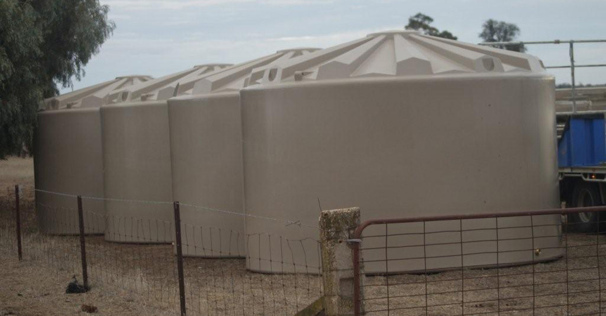 Purchase a water tank from Global to be eligible to connect to the South West Loddon Pipeline Global’s range of water tanks and troughs are perfect for farm water reticulation systems.