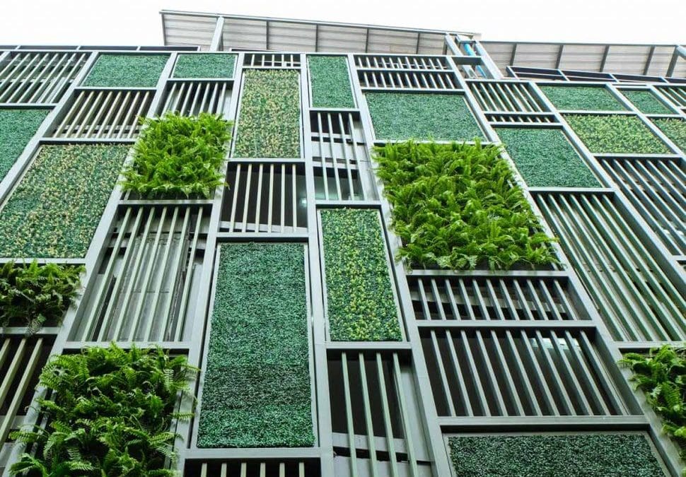 How Urban Tanks can Secure Water for Dense Vertical Gardens
