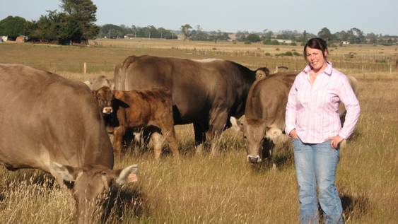 Allison-Mudford-Global-agriculture-woman-worker